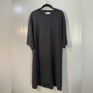 COS oversized fit wool T-shirt dress. 100% Merino wool
Size Small Gray